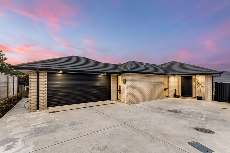 27 Topsail Way, Whitby, Porirua - Carousel 2