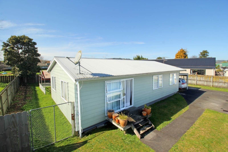 27B Cosgrave Road, Papakura, Papakura - Carousel 1