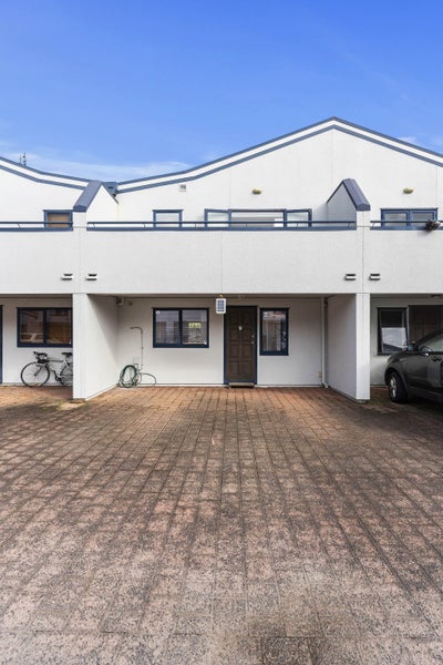 9/70 Fernhill Way, Oteha, Auckland - Carousel 22