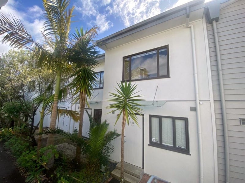 22/92 Bush Road, Albany, Auckland - Carousel 1