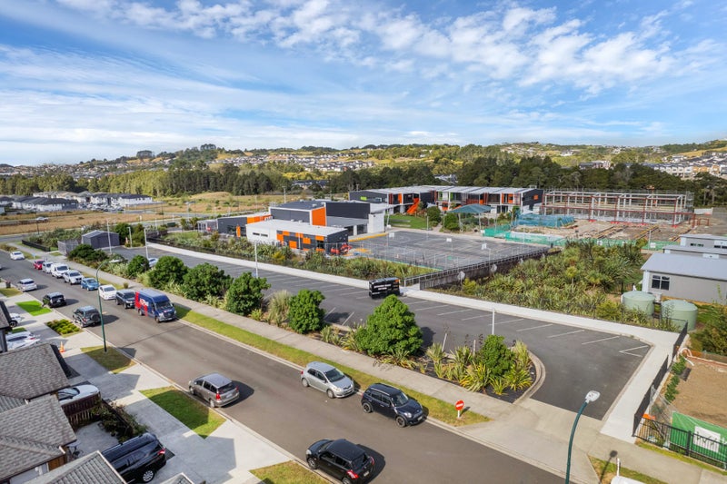 22 Ako Road, Flat Bush, Auckland - Carousel 2