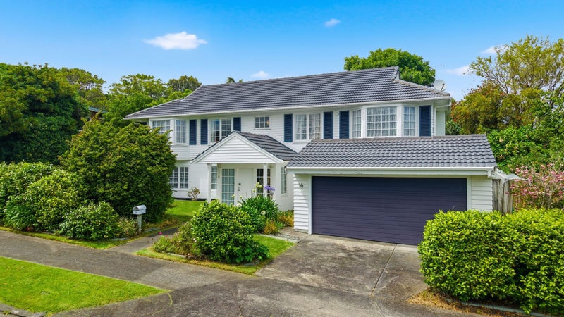 14 The Boulevard, Sunnyhills, Auckland - Carousel 1