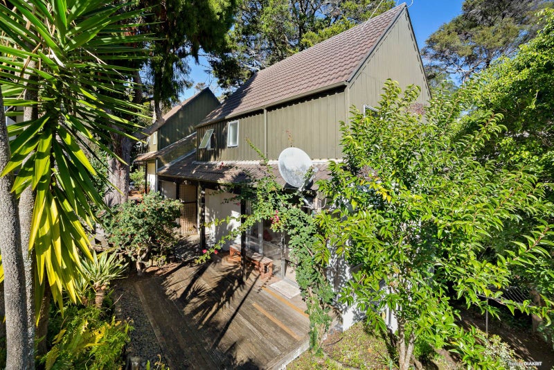 3/25 Archers Road, Hillcrest, Auckland - Carousel 15