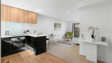 17/15 Bunyan Street, Waltham, Christchurch - Carousel 1