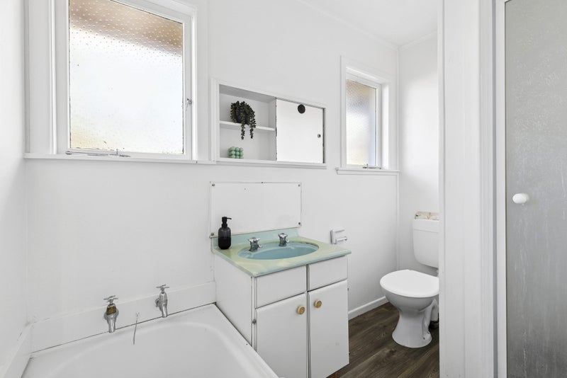 12 Alderson Road, Fairview Downs, Hamilton - Carousel 12