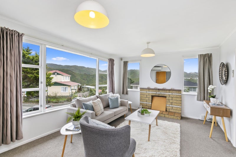 7 Camrose Grove, Kingston, Wellington - Carousel 2