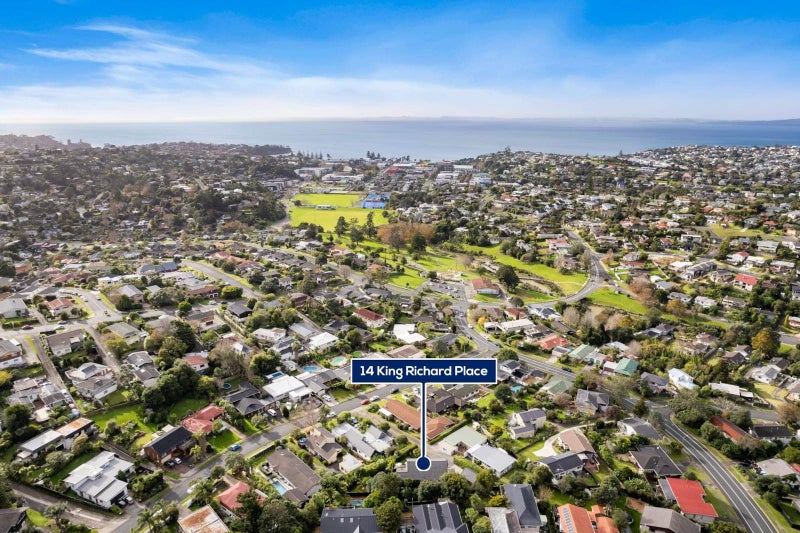 14 King Richard Place, Browns Bay, Auckland - Carousel 12