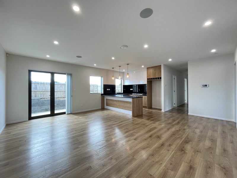 1 Archibald Lane, Opaheke, Papakura - Carousel 1