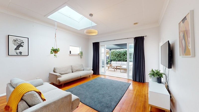 47 Freyberg Street, Lyall Bay, Wellington - Carousel 2