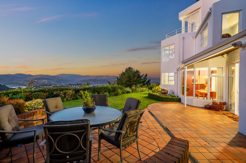 29 Adventure Drive, Whitby, Porirua - Carousel 1