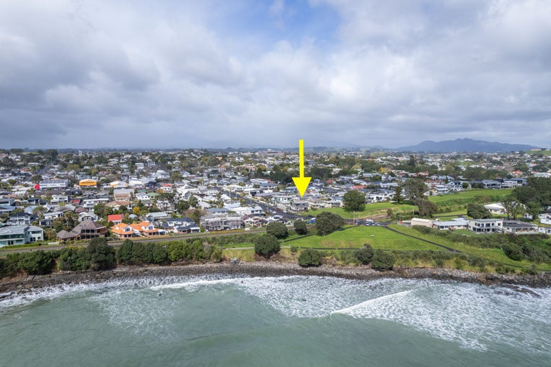 2/8 Belt Road, Moturoa, New Plymouth - Carousel 2