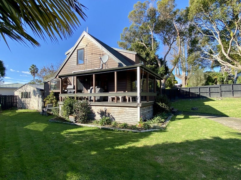 1 Waikare Place, Welcome Bay, Tauranga - Carousel 1