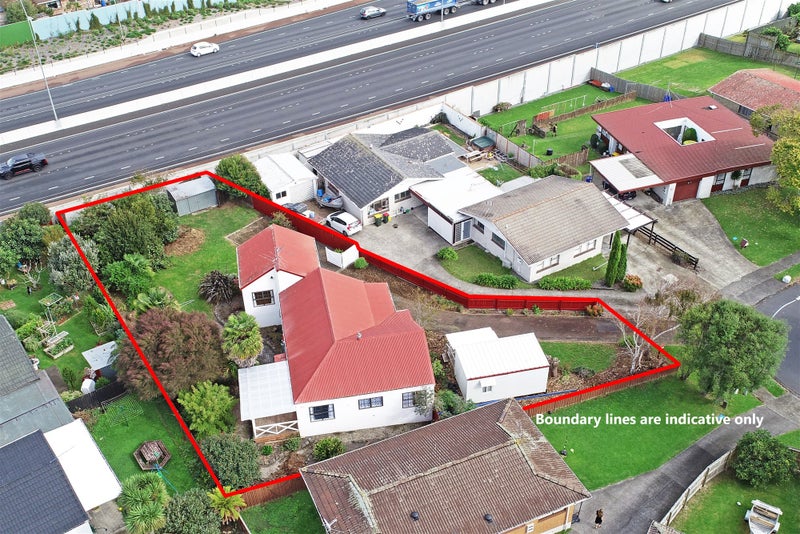 26 Balgowan Terrace, Conifer Grove, Takanini - Carousel 1