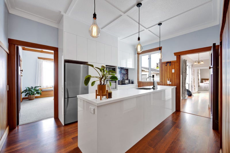 183 Tukapa Street, Westown, New Plymouth - Carousel 2