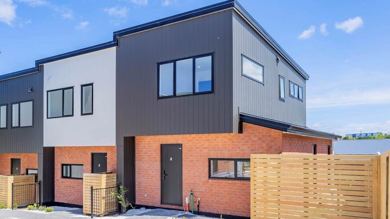 36C Kaikoura Street, Henderson, Auckland - Carousel 1