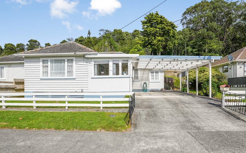 12 Dover Road, Wainuiomata, Lower Hutt - Carousel 1