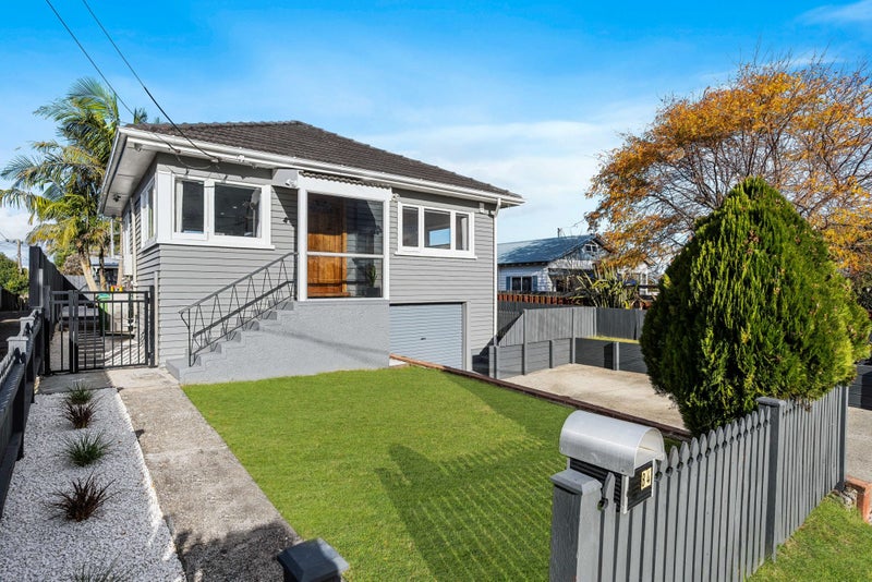 1/84 Barrack Road, Mount Wellington, Auckland - Carousel 1