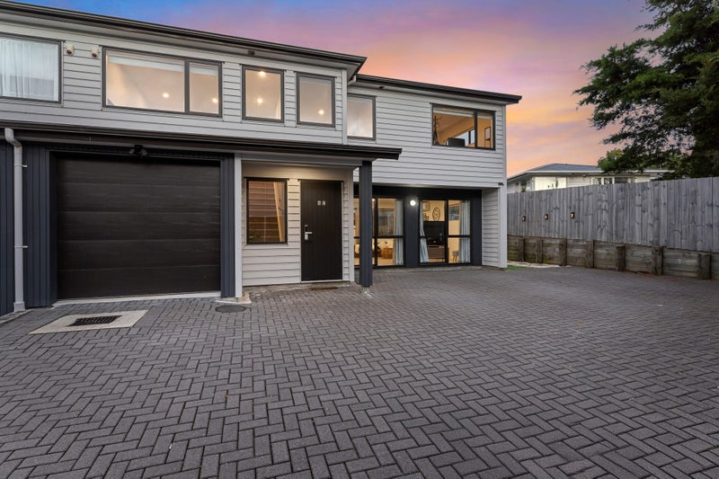 4C Geordie Street, Henderson, Auckland - Carousel 1