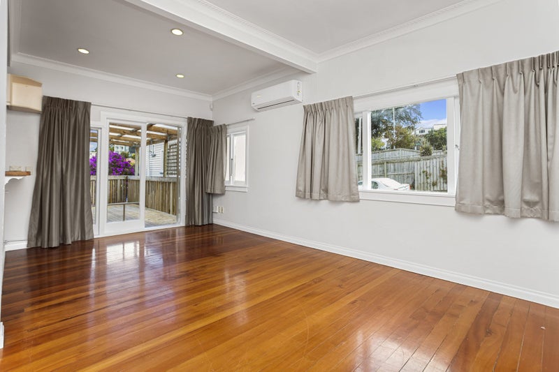 551 Mount Albert Road, Royal Oak, Auckland - Carousel 2