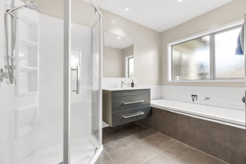 5 Raymond Grace Avenue, Huapai, Kumeu - Carousel 35