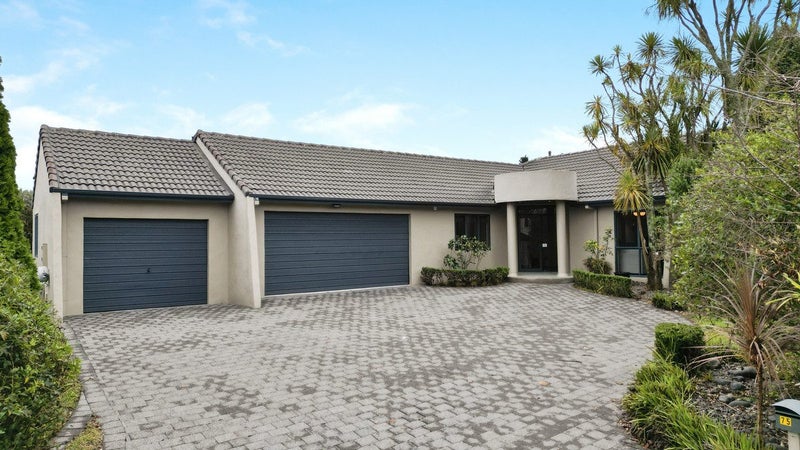 75 Harrowfield Drive, Harrowfield, Hamilton - Carousel 2