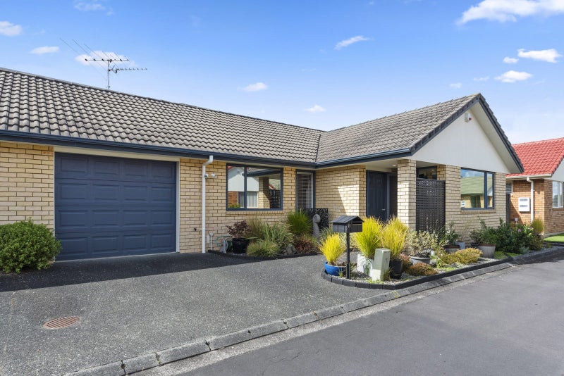 21/262 Centreway Road, Orewa, Orewa - Carousel 17