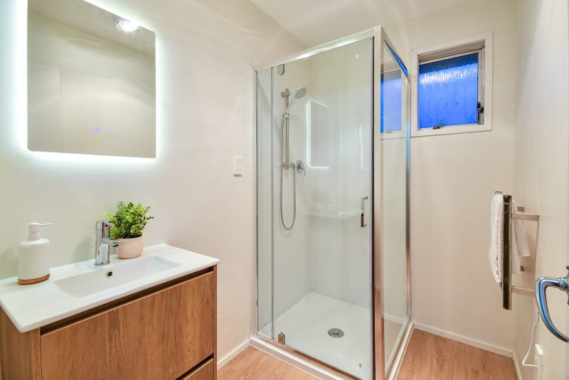 1/83 Barrack Road, Mount Wellington, Auckland - Carousel 10