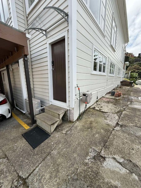 11 Lerwick Terrace, Melrose, Wellington - Carousel 1