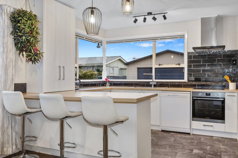 12 Palmers Road, New Brighton, Christchurch - Carousel 2