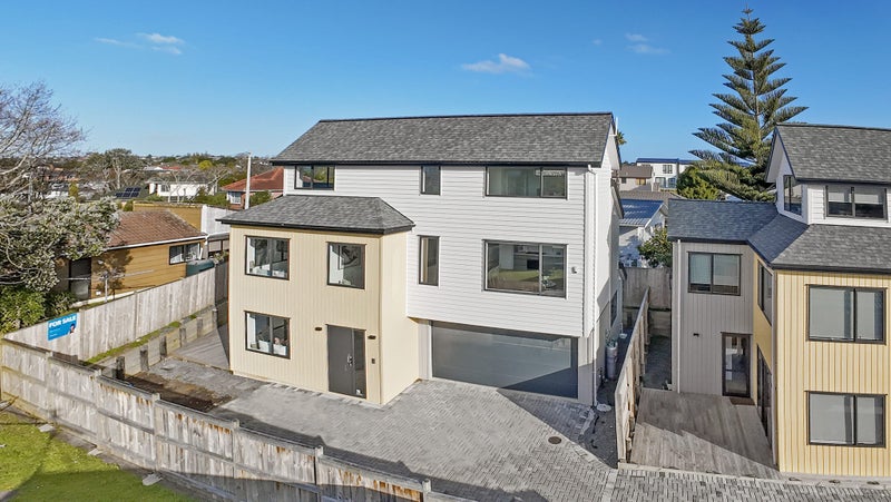 62C Taylor Street, Blockhouse Bay, Auckland - Carousel 1