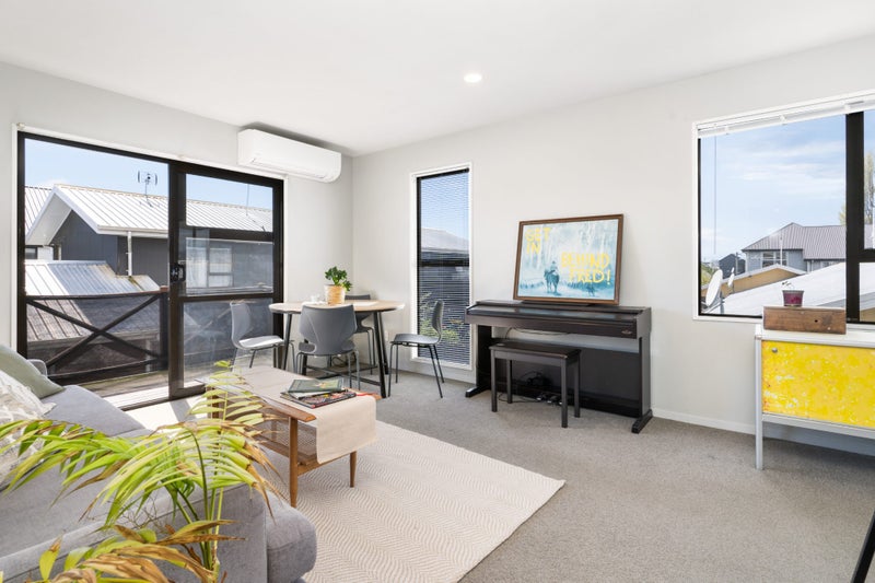 2/82 Bishop Street, St Albans, Christchurch - Carousel 2