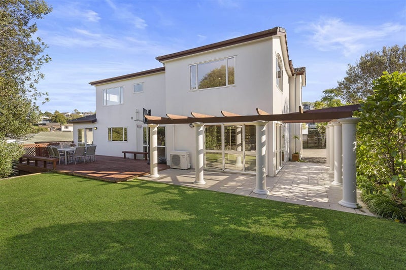 3 Rosella Place, Murrays Bay, Auckland - Carousel 2