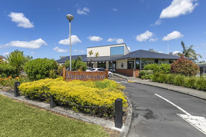 6 Vermeer Place, West Harbour, Auckland - Carousel 15