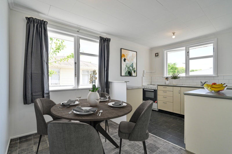 4 Bristol Crescent, Flaxmere, Hastings - Carousel 2