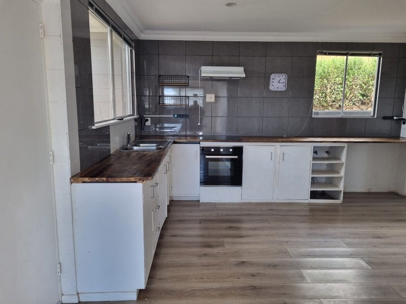 8C Lincoln Terrace, Gate Pa, Tauranga - Carousel 2