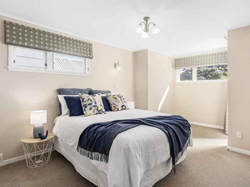109/107 Muritai Road, Eastbourne, Lower Hutt - Carousel 2
