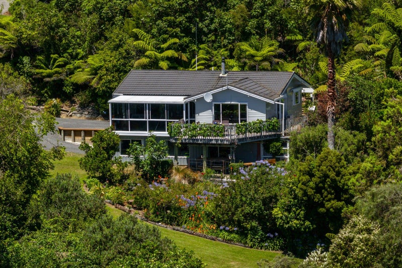 236 Moetapu Bay Road, Picton - Carousel 2