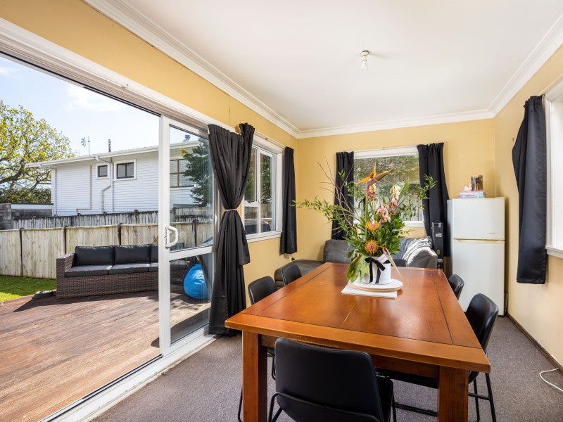 34 Lismore Street, Strandon, New Plymouth - Carousel 2