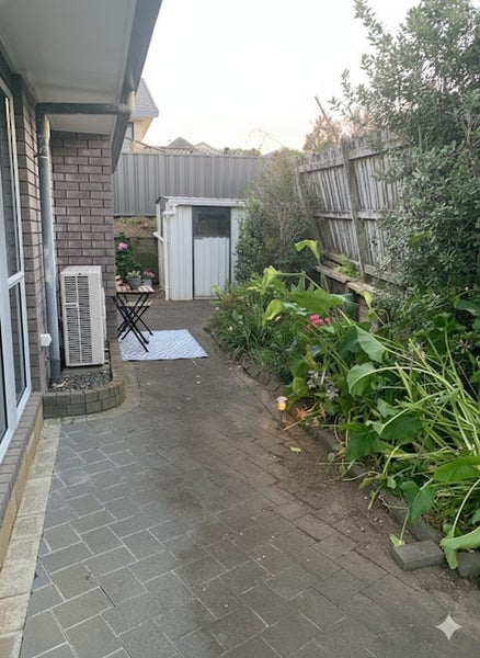 1/34 Simmental Crescent, Somerville, Manukau - Carousel 18