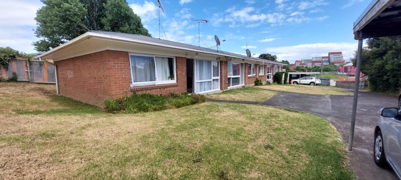 3/105 Pilkington Road, Panmure, Auckland - Carousel 1