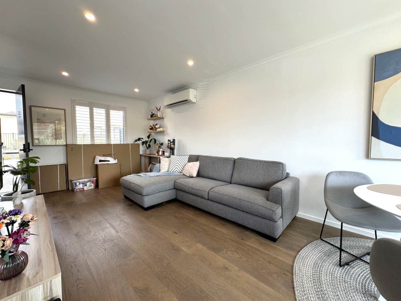 8 Pohatu Lane, Saint Johns, Auckland - Carousel 2