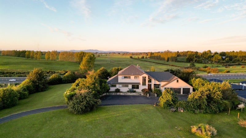 35 Borman Road, Huntington, Hamilton - Carousel 1