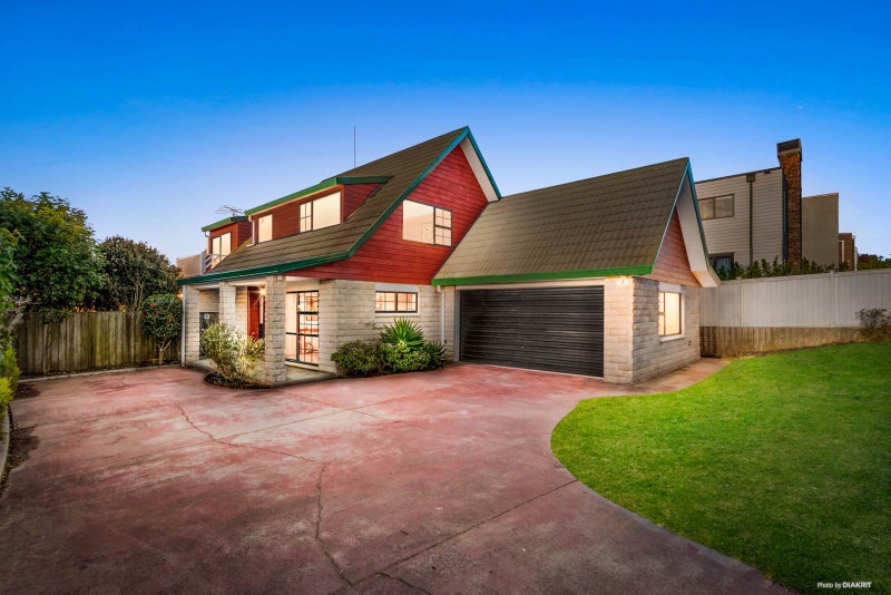 206 Whitford Road, Shamrock Park, Auckland - Carousel 1