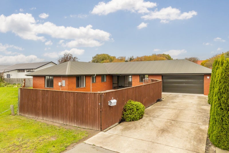 14 Reserve Close, Woolston, Christchurch - Carousel 17