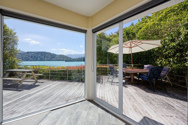 2799 Kenepuru Road, PORTAGE - Carousel 2