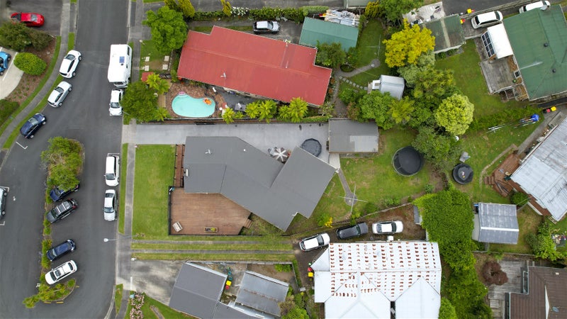 27 Rossiter Place, Chartwell, Hamilton - Carousel 21