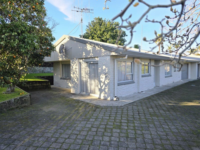 23 Pah Street, Matua, Tauranga - Carousel 1