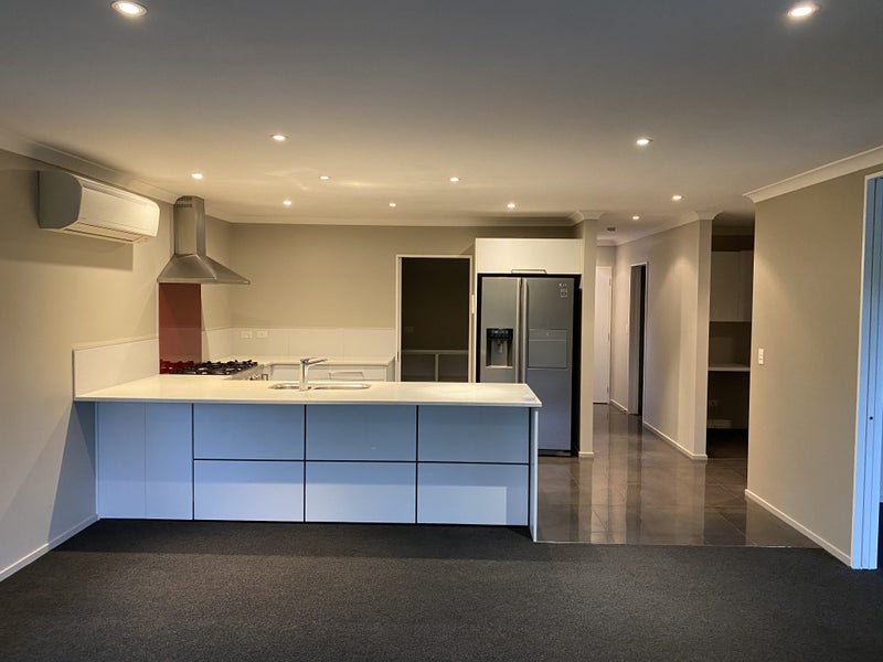 15 Wedgewood Row, Rolleston, Rolleston - Carousel 2