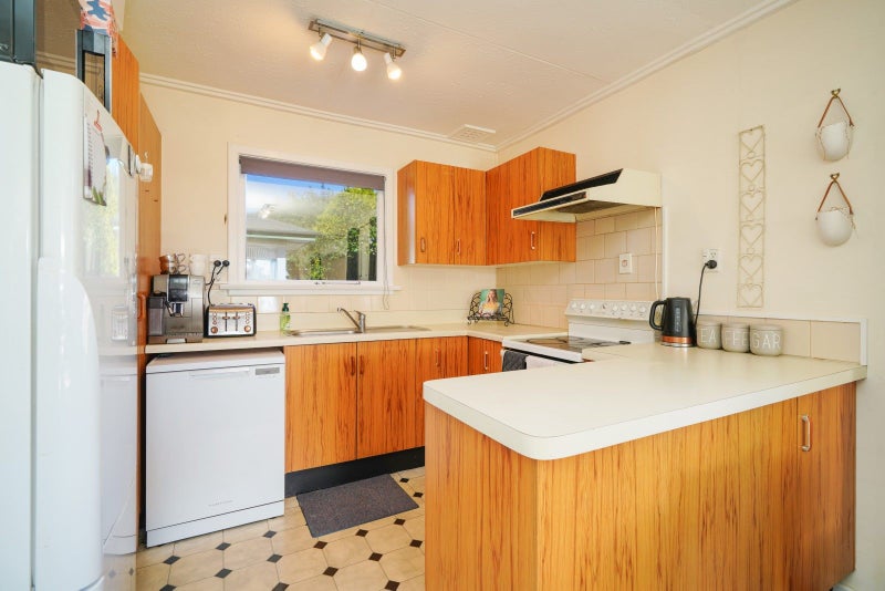 28 Kowhai Avenue, Hargest, Invercargill - Carousel 2