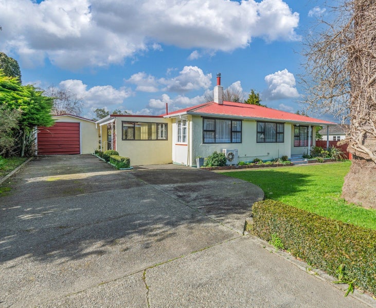 76 Mclean Street, Woodville - Carousel 1